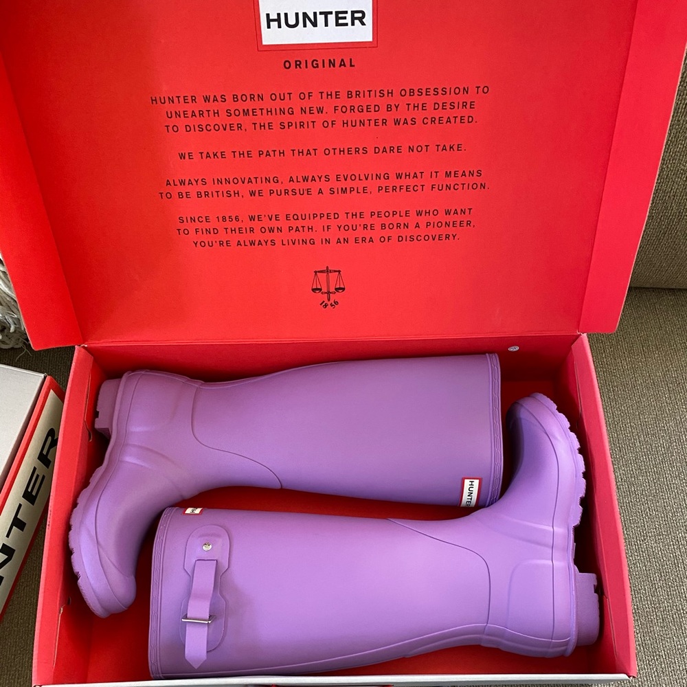 NWB! Original Tall Matte Hunter Boot (Purple)